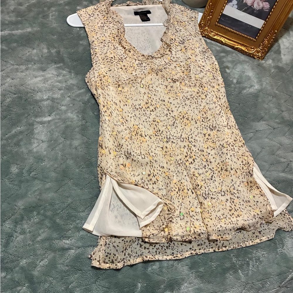 SilkLand Sleeveless Beige and Yellow Blouse